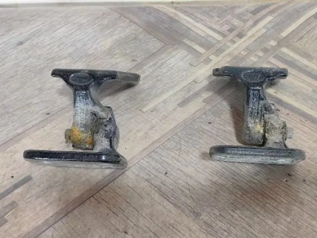 Петли двери комплект Range Rover Sport L320