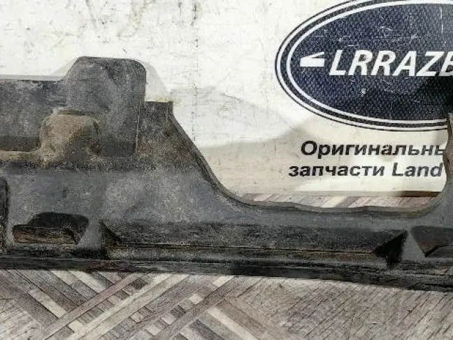 Кронштейн заднего бампера левый DISCOVERY 3 L319