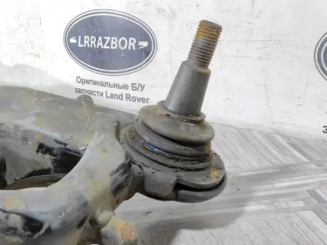 Рычаг передний нижний правый DISCOVERY 3 L319