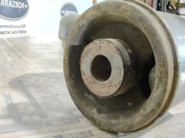 Рычаг передний нижний правый DISCOVERY 3 L319