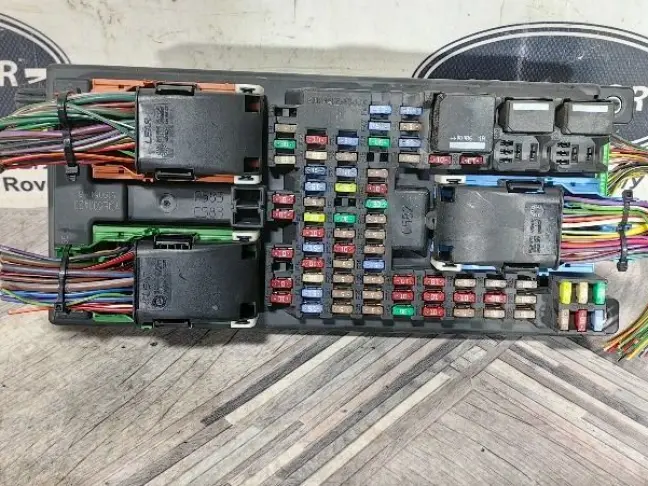 Блоки комплект  DISCOVERY 3 L319 05-09