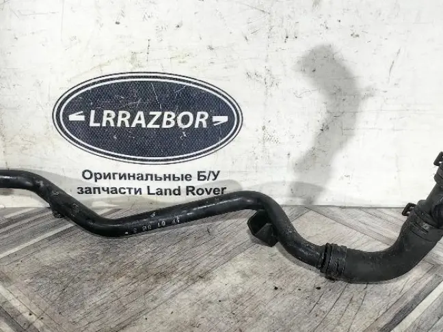 Патрубок между ЕГР DISCOVERY 3 L319 2.7