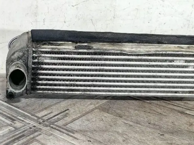 Радиатор интеркуллера DISCOVERY 3 L319 05-09 2.7