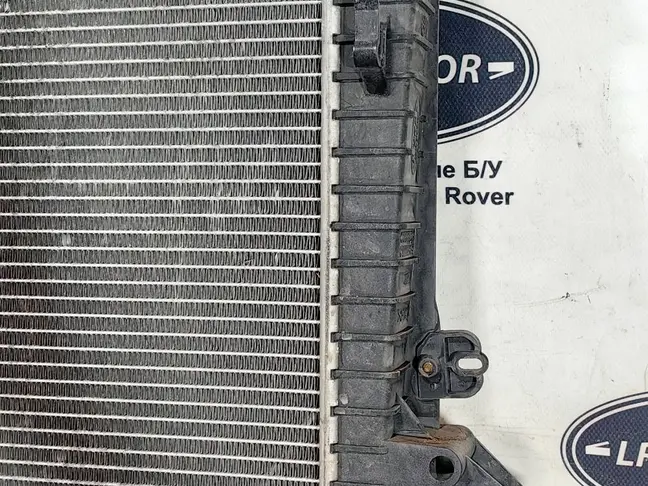 Радиатор основной деффект DISCOVERY 3 L319 05-09