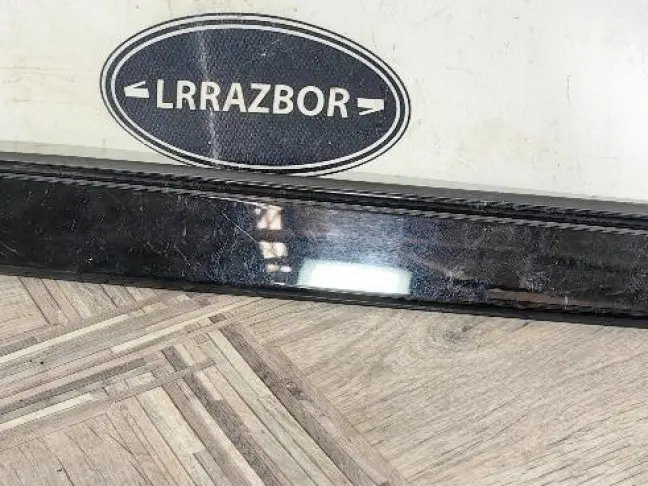 Молдинг крыши левый Range Rover 4 L405