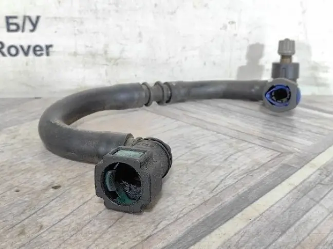 Топливная трубка  DISCOVERY 3 L319 2.7