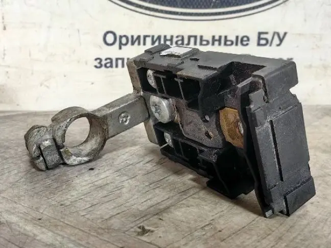 Клемма аккумулятора Land Rover Discovery 4 L319