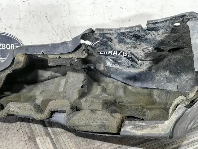 Кожух компрессора DISCOVERY 4 L319 09-13