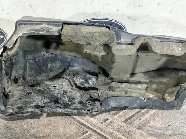 Кожух компрессора DISCOVERY 4 L319 09-13