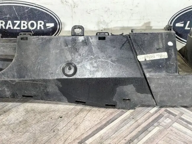 Кожух проводки под жабо Sport L320 2005-2009