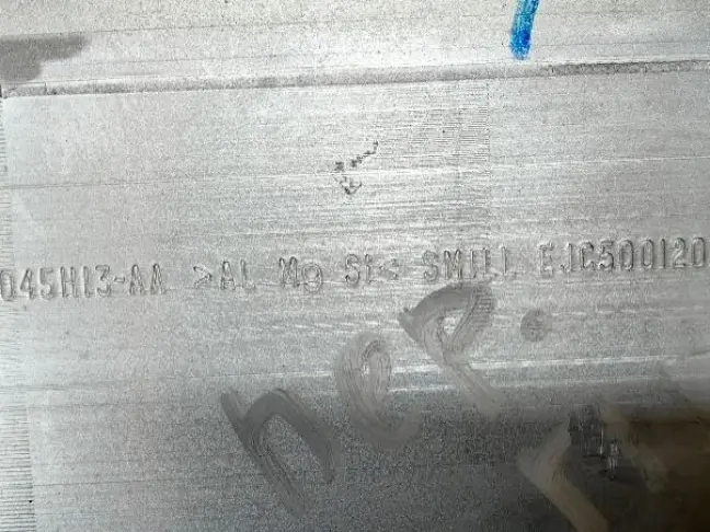 Вставка дерево в карту правая Range Rover  L320