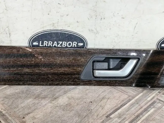 Вставка дерево в карту левая Range Rover L320