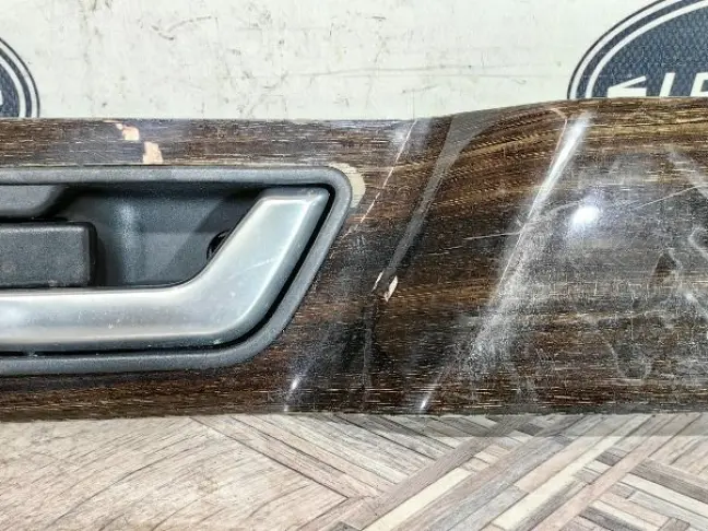 Вставка дерево в карту левая Range Rover L320