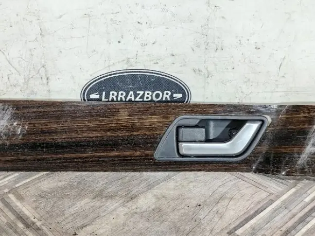 Вставка дерево в карту левая Range Rover L320