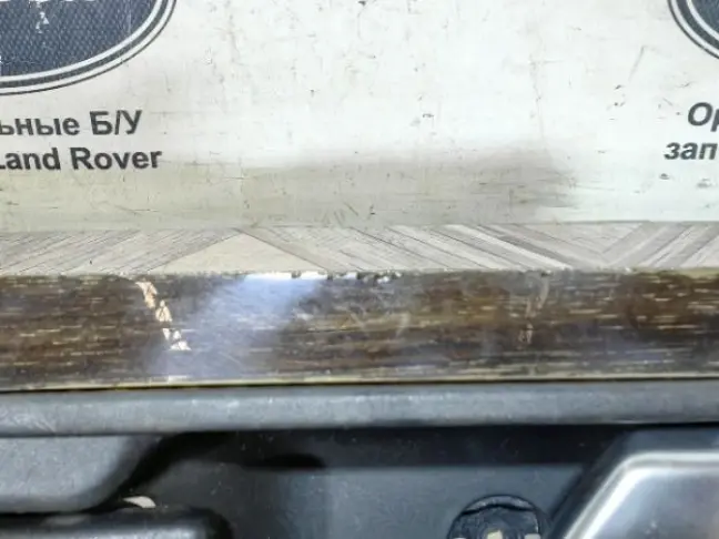 Вставка дерево в карту левая Range Rover L320