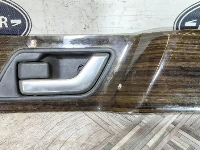 Вставка дерево в карту левая Range Rover L320