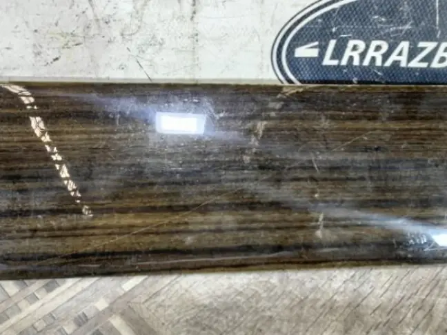 Вставка дерево в карту левая Range Rover L320