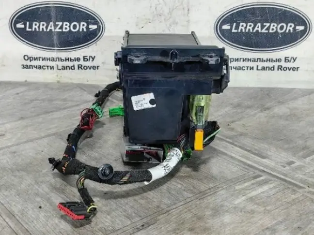 Вставка в консоль Range Rover Sport L320 рест