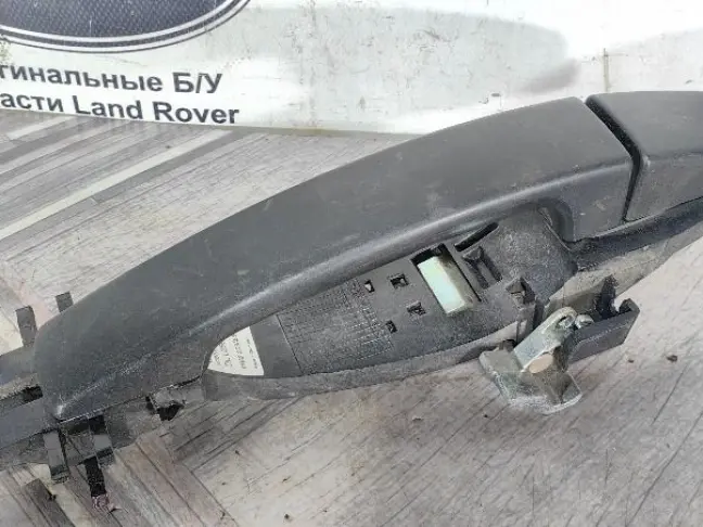 Ручка передняя правая Land Rover Freelander 2 L359
