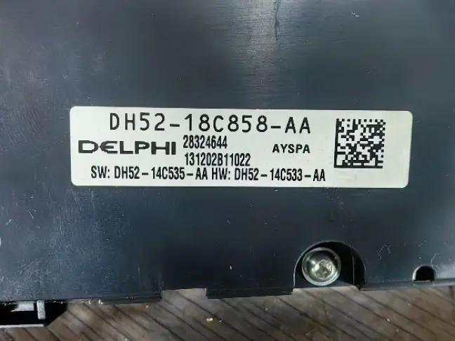 Аудио система стандартная Land Rover Freelander 2