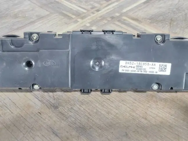 Аудио система стандартная Land Rover Freelander 2