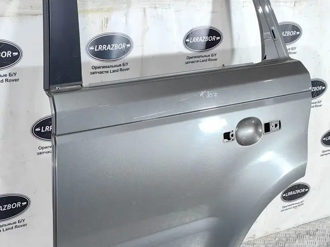 Дверь задняя левая Range Rover Sport L320