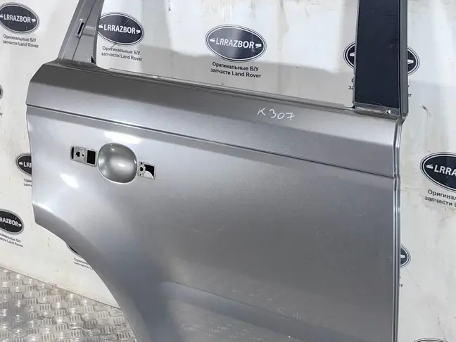 Дверь задняя правая Range Rover Sport L320 05-12