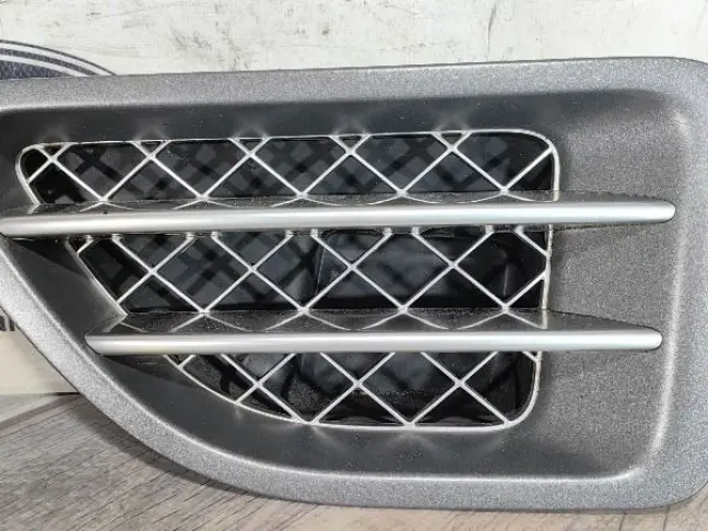 Жабры в крылья Land Rover Sport L320 2005-2009