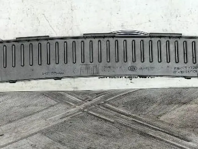 Накладка заднего бампера Range Rover Sport L320