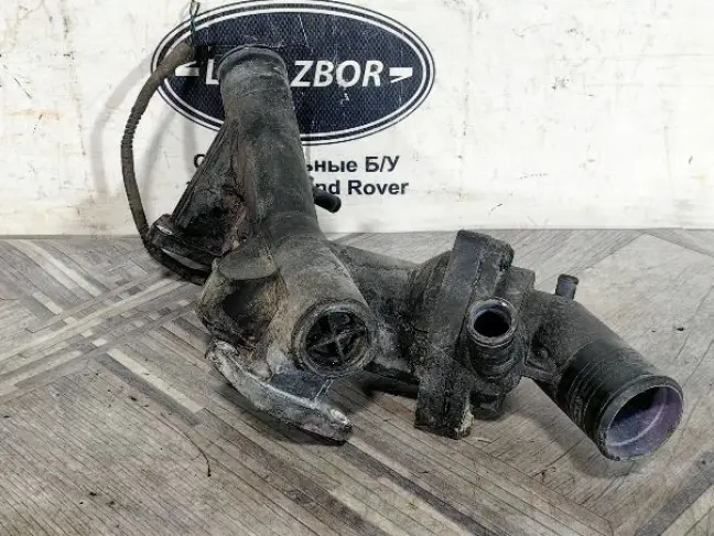 Термостат в сборе Discovery 3 L319 05-09 4.4