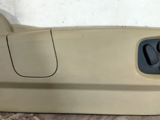 Накладка сидения правая Sport L320 09-13