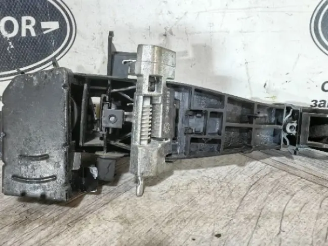 Ручка двери передняя левая Range Rover Sport L320