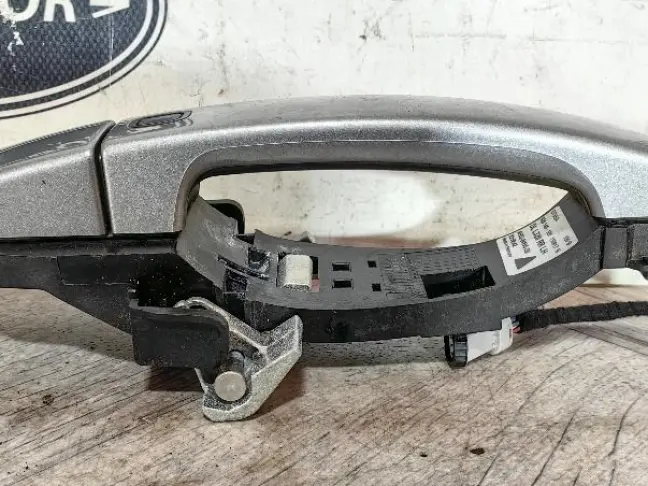 Ручка двери задняя левая Range Rover Sport L320