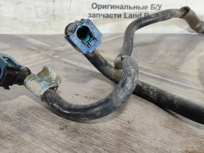 Трубка топливная  Range Rover Sport 3.0