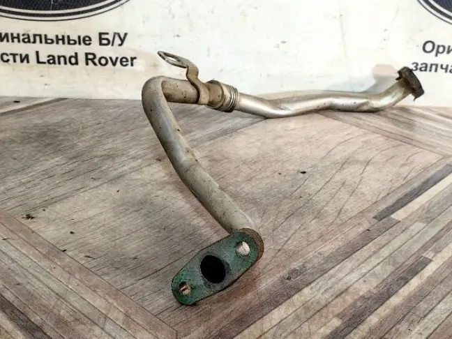 Трубка слива масла правая Range Rover Sport 3.0