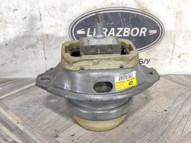 Подушка двигателя Land Rover DISCOVERY 3 L319 4.4