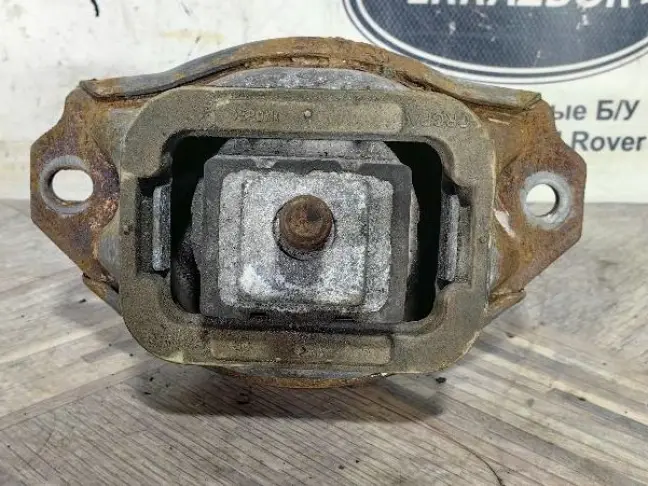 Подушка двигателя Land Rover DISCOVERY 3 L319 4.4