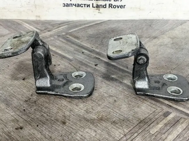 Петли двери комплект Range Rover Sport L320