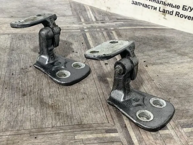 Петли двери комплект Range Rover Sport L320