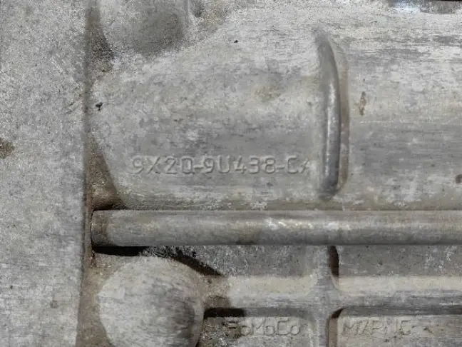 Клапан ЕГР левый Land Rover DISCOVERY 4 L319 3.0