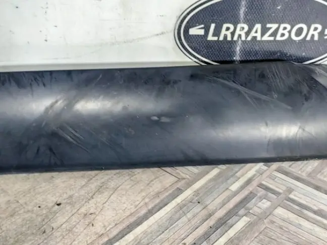 Молдинг стойки левый Range Rover L322 02-12