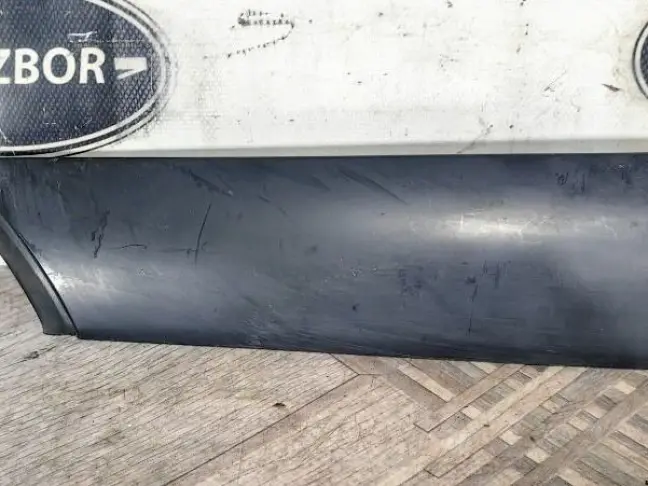 Молдинг стойки левый Range Rover L322 02-12