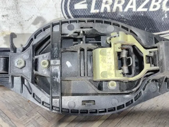 Ручка двери передняя левая Range Rover L322