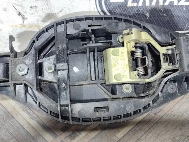 Ручка двери задняя правая Range Rover 3 L322 02-12