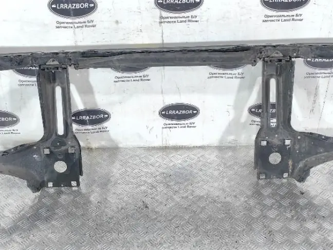 Панель передняя телевизор Range Rover L322 02-09