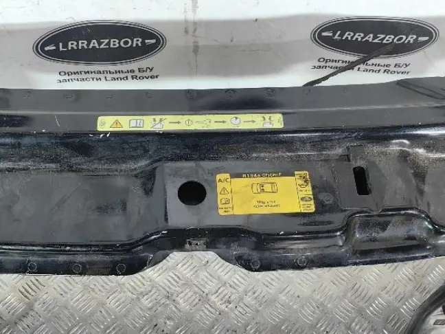 Панель передняя телевизор Range Rover L322 02-09