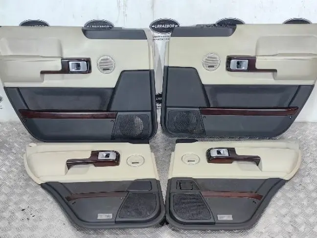 Дверные карты Range Rover 3 L322 светлые комплект