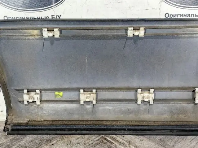 Молдинг задний левый Range Rover 3 L322 02-12