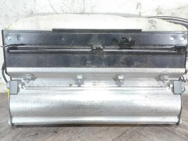 Подушка безопасности пассажирская Range Rover L322