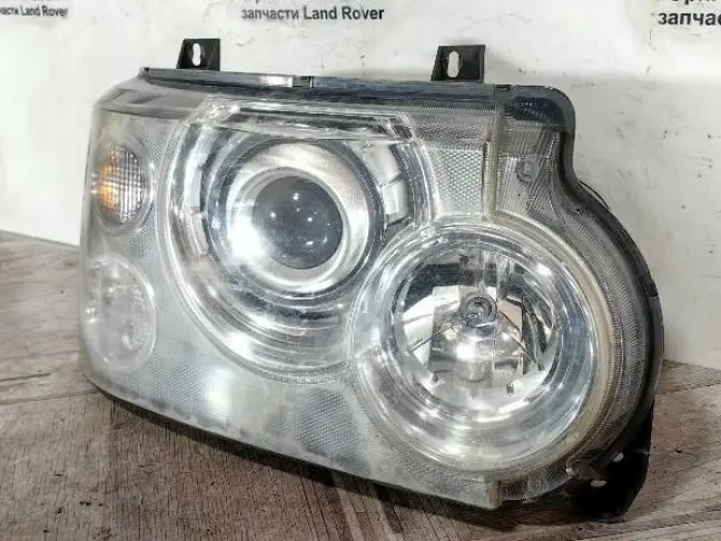 Фара правая Range Rover 3 L322 2005-2009 ксенон